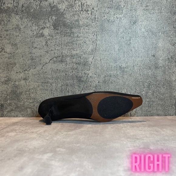 Stuart Weitzman Pump - Picture 3 of 12